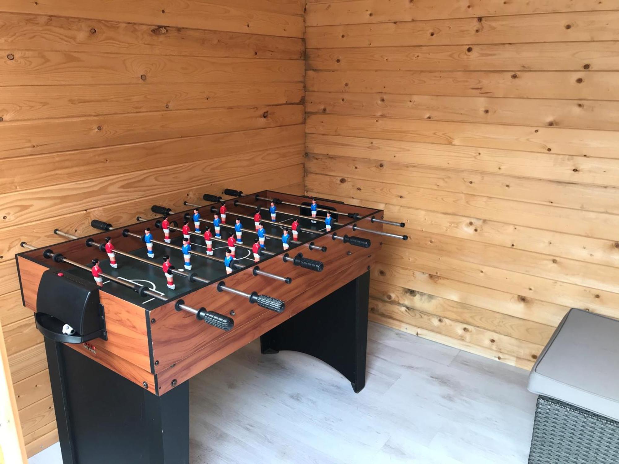 Large 5 Bed House In Scarborough Near The Beach, Large Garden & Hot Tub エクステリア 写真
